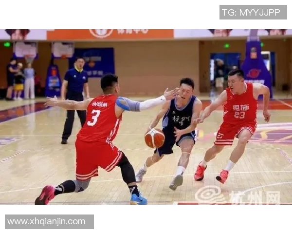 杭州篮球队转型之路的挑战与机遇全景探讨 杭州篮球队转型之路的挑战与机遇全景探讨