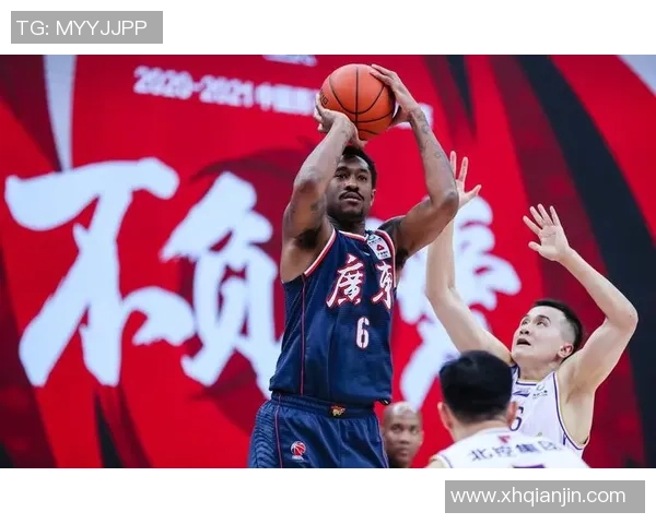 武汉足球队以59分领跑杯赛积分榜展现强劲实力 武汉足球队以59分领跑杯赛积分榜展现强劲实力