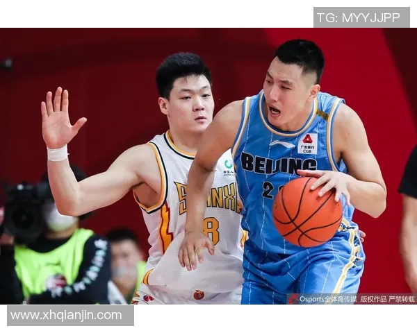 深圳篮球队耐力提升之路探讨与训练策略分析 深圳篮球队耐力提升之路探讨与训练策略分析