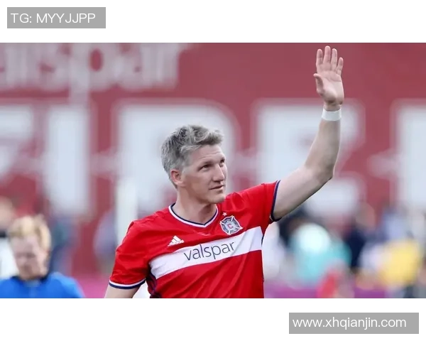 短袖上印足球明星的时尚潮流与个性表达探索 短袖上印足球明星的时尚潮流与个性表达探索