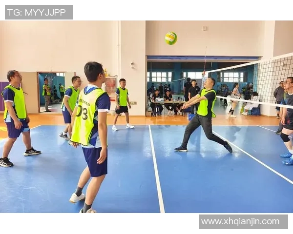 赛后分析:成都排球队与广州排球队的默契配合与战术探讨 赛后分析:成都排球队与广州排球队的默契配合与战术探讨