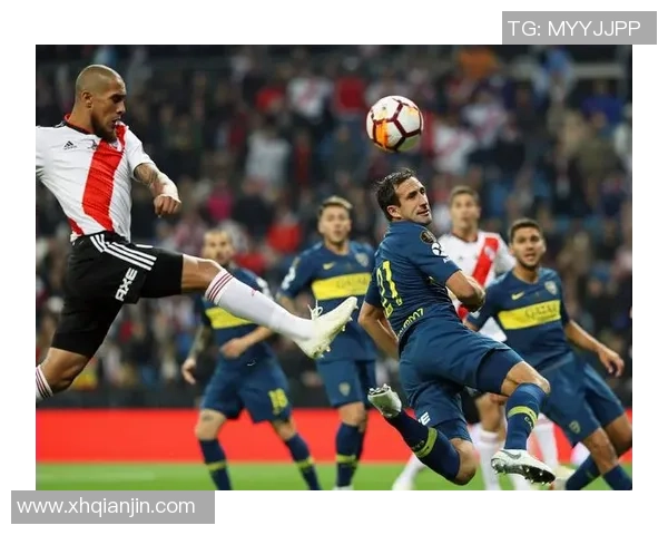 足球巨星精彩进球集锦视频回顾让你领略绝妙瞬间与激情时刻 足球巨星精彩进球集锦视频回顾让你领略绝妙瞬间与激情时刻